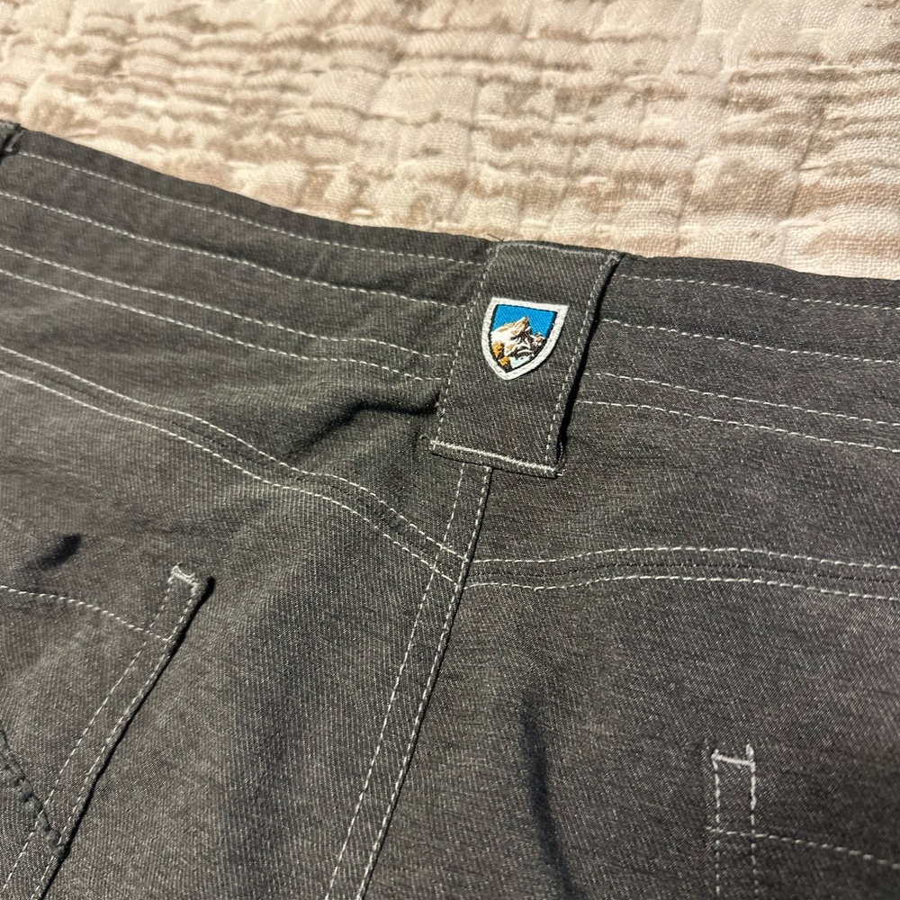 KUHL Cargo Skorts 10 - Picture 5 of 8